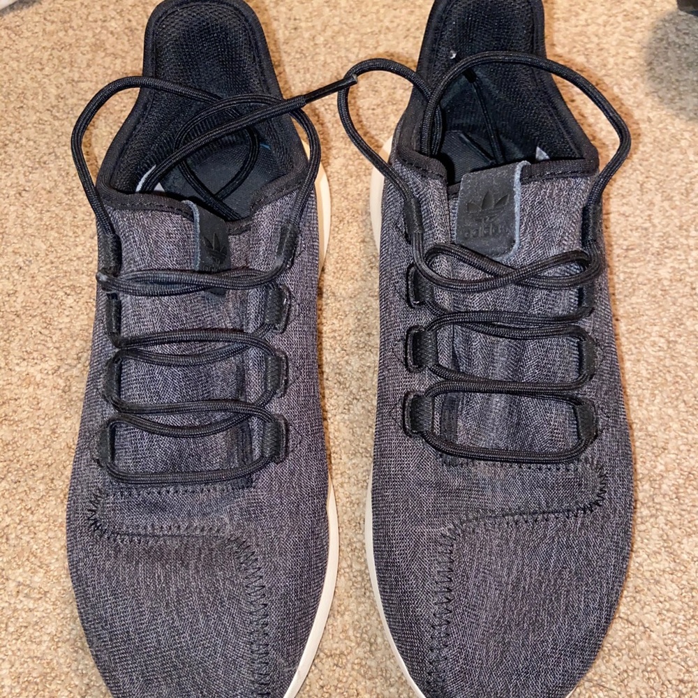 Adidas Tennis shoes
